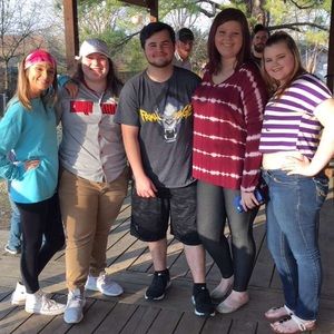 Meet your Posher, Rae